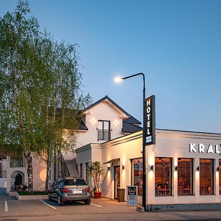 Hotel Kralj คราลเยโว ภายนอก รูปภาพ