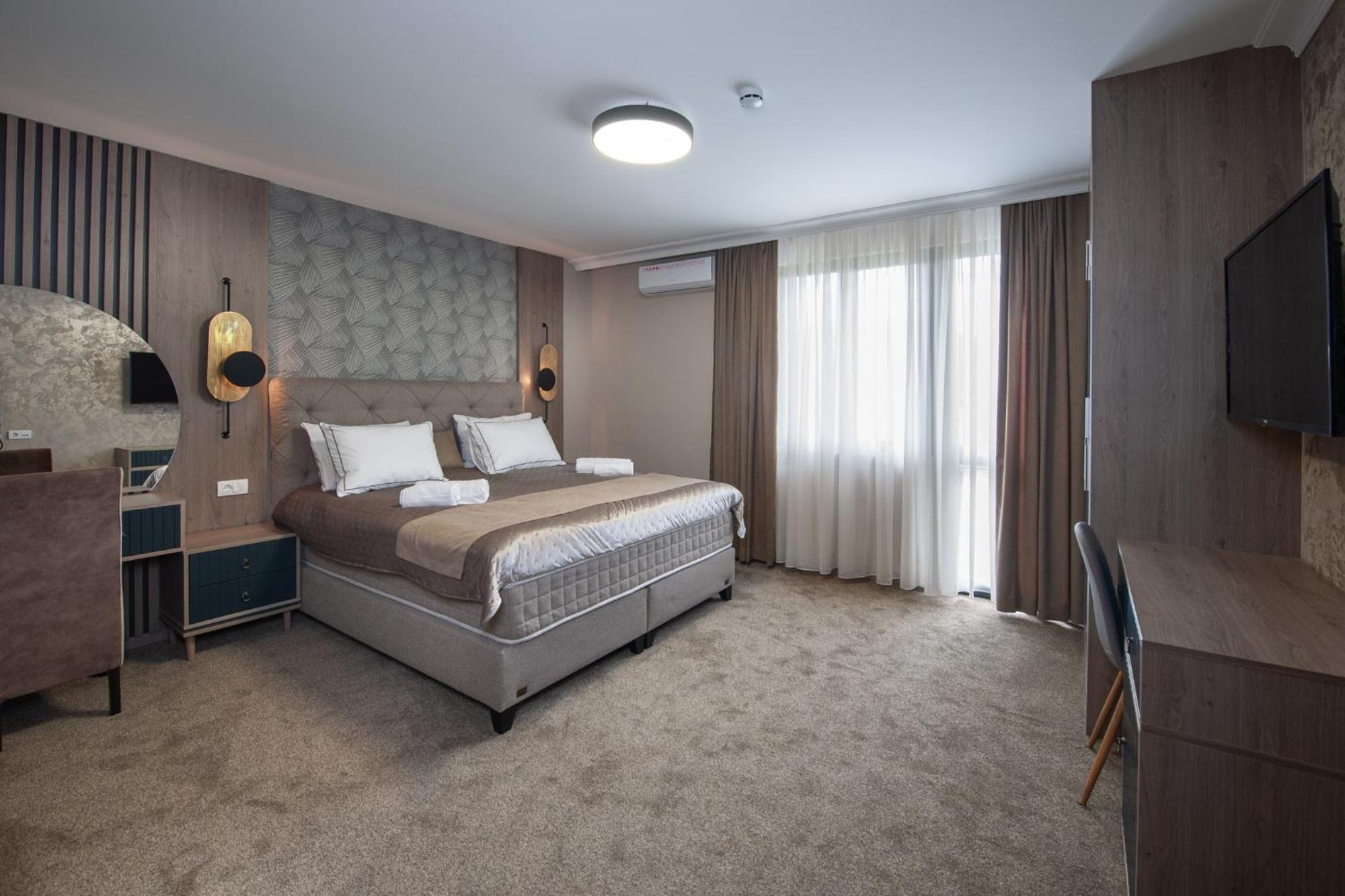 Hotel Kralj คราลเยโว ภายนอก รูปภาพ