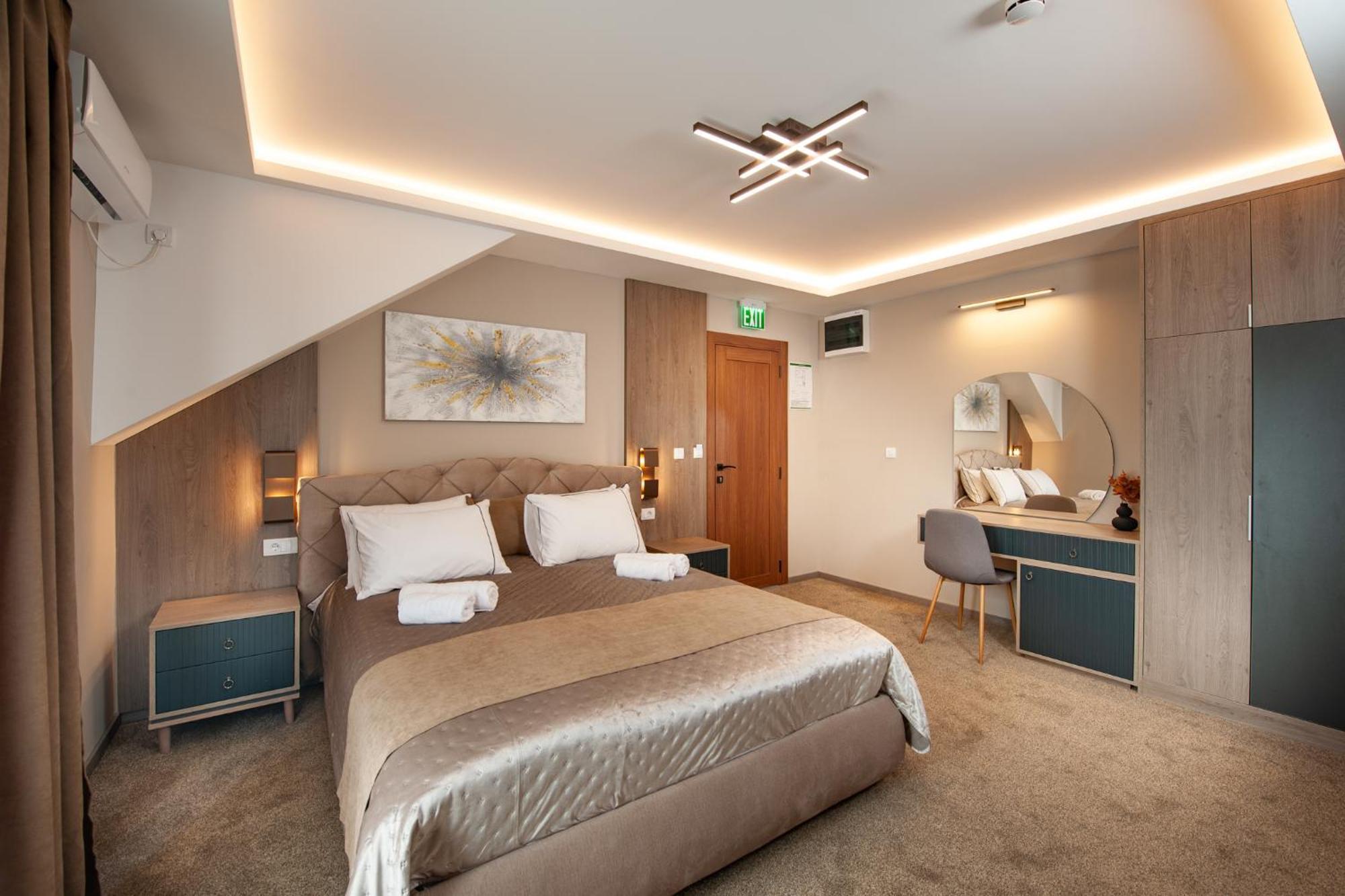 Hotel Kralj คราลเยโว ภายนอก รูปภาพ