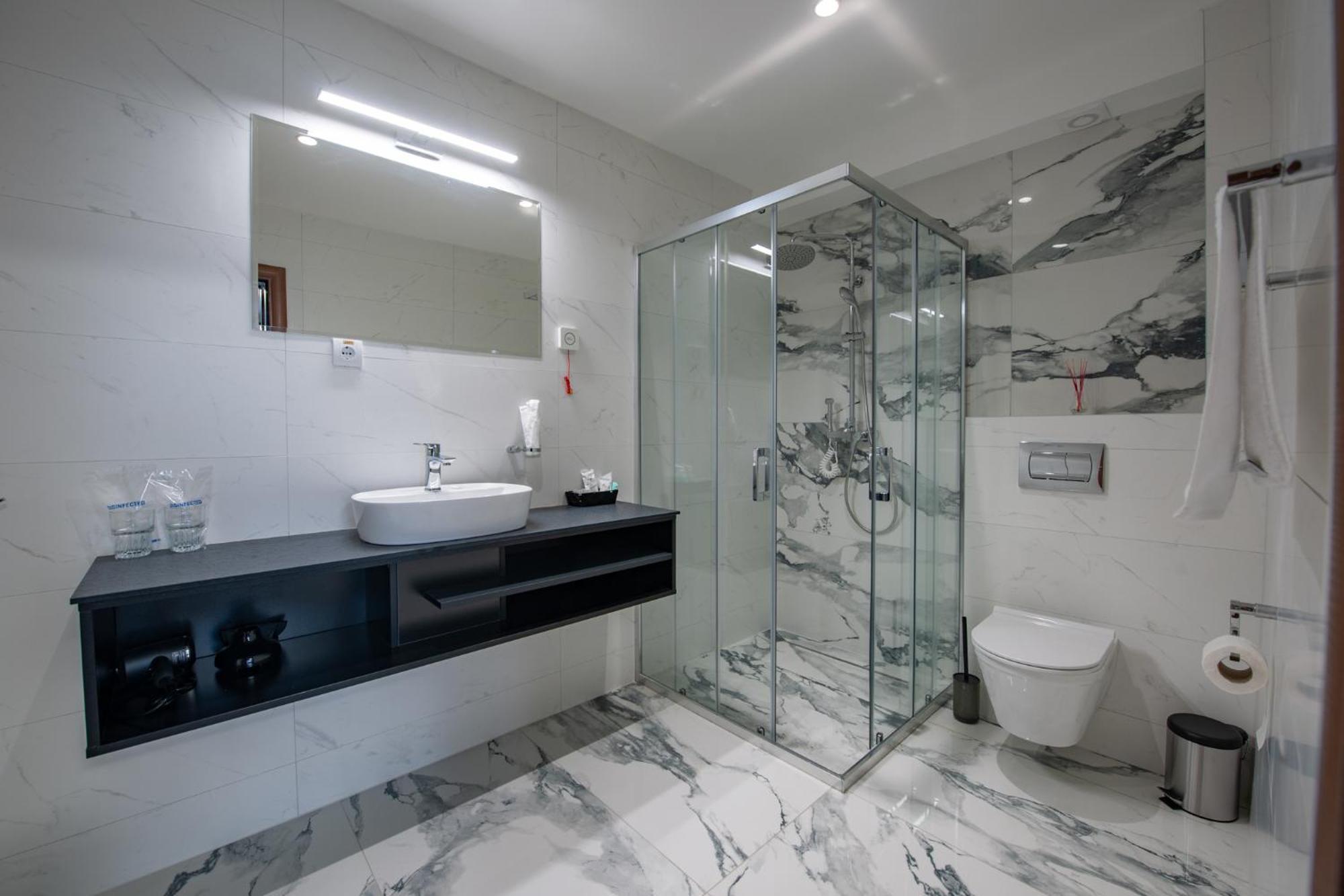 Hotel Kralj คราลเยโว ภายนอก รูปภาพ