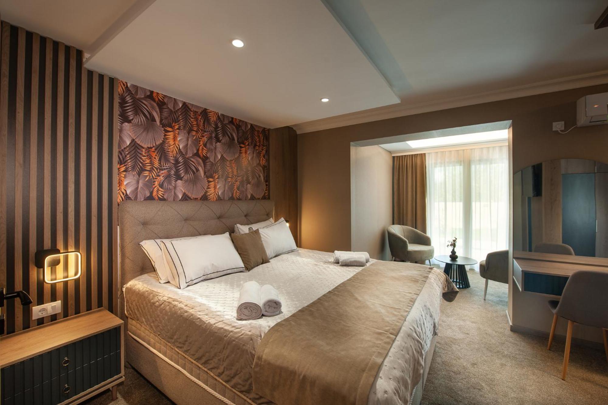 Hotel Kralj คราลเยโว ภายนอก รูปภาพ