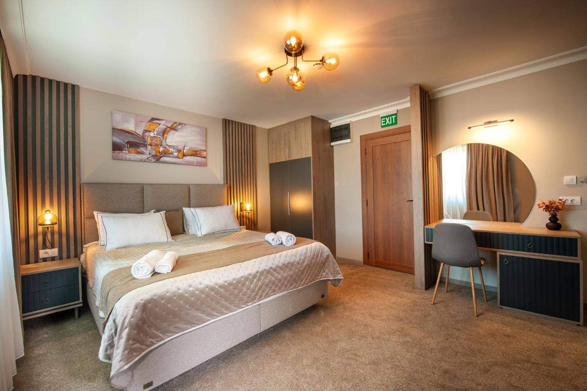 Hotel Kralj คราลเยโว ภายนอก รูปภาพ
